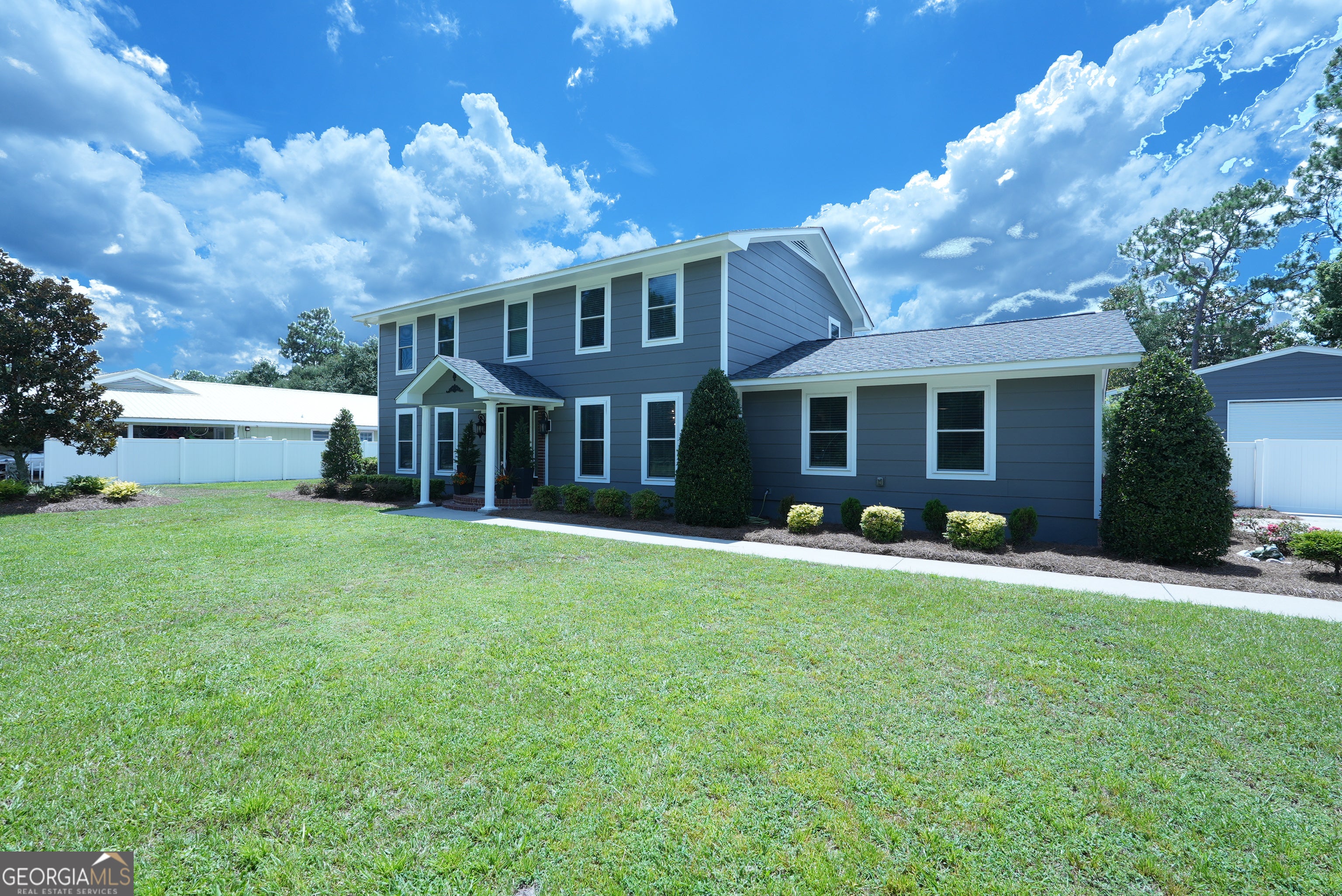 712 Old Waynesville RD