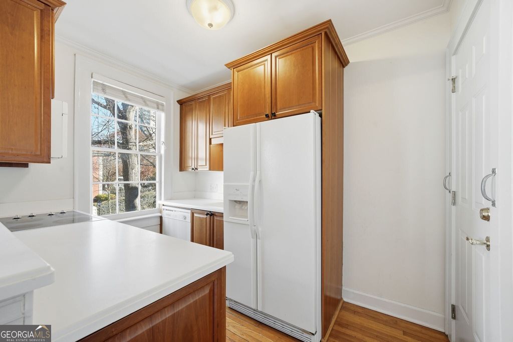 Photo of 2814 Peachtree Road NW #4, Atlanta, GA 30305 (MLS # 10660729)