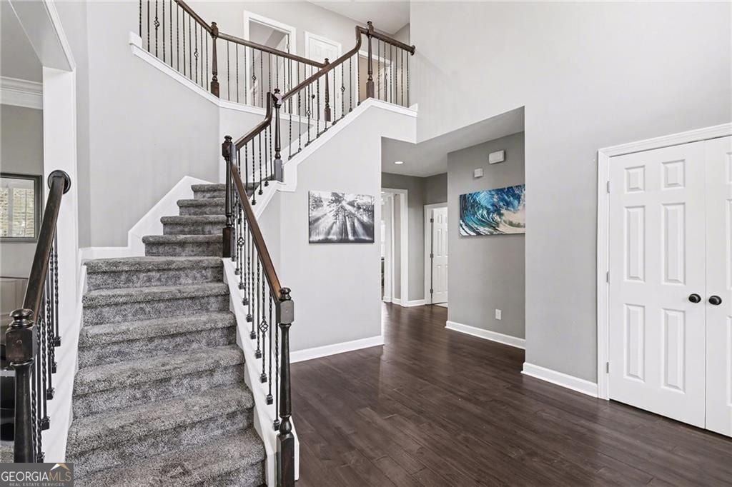 231 Sunset Hills DR