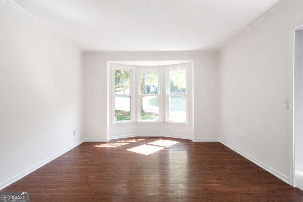 Photo of 1895 OAK TREE Hollow, Alpharetta, GA 30005 (MLS # 10690586)