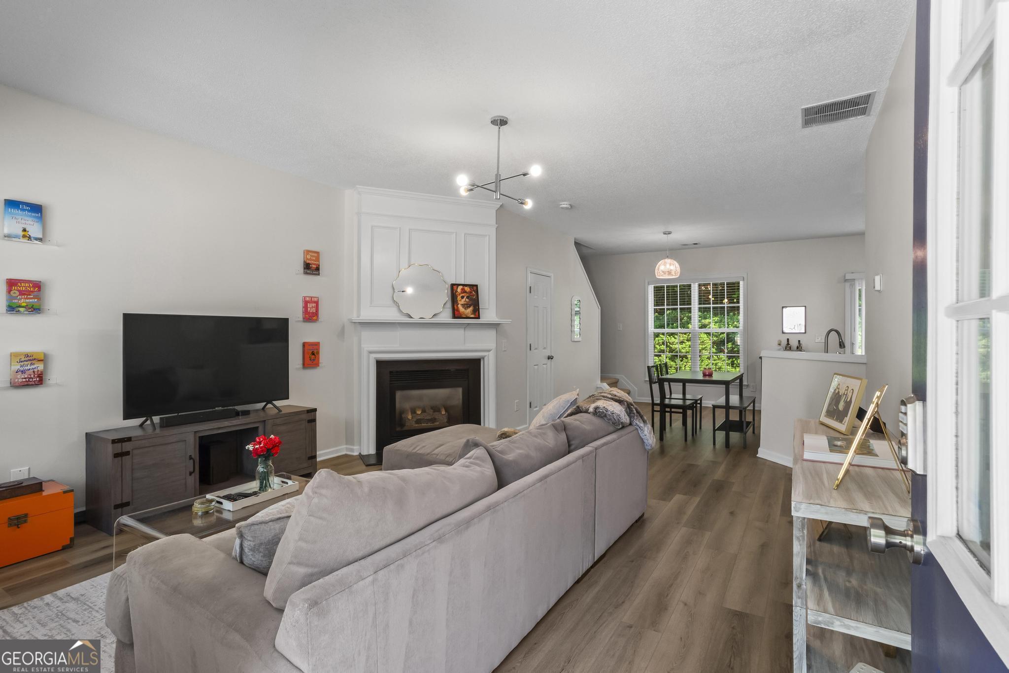 11255 Wittenridge DR