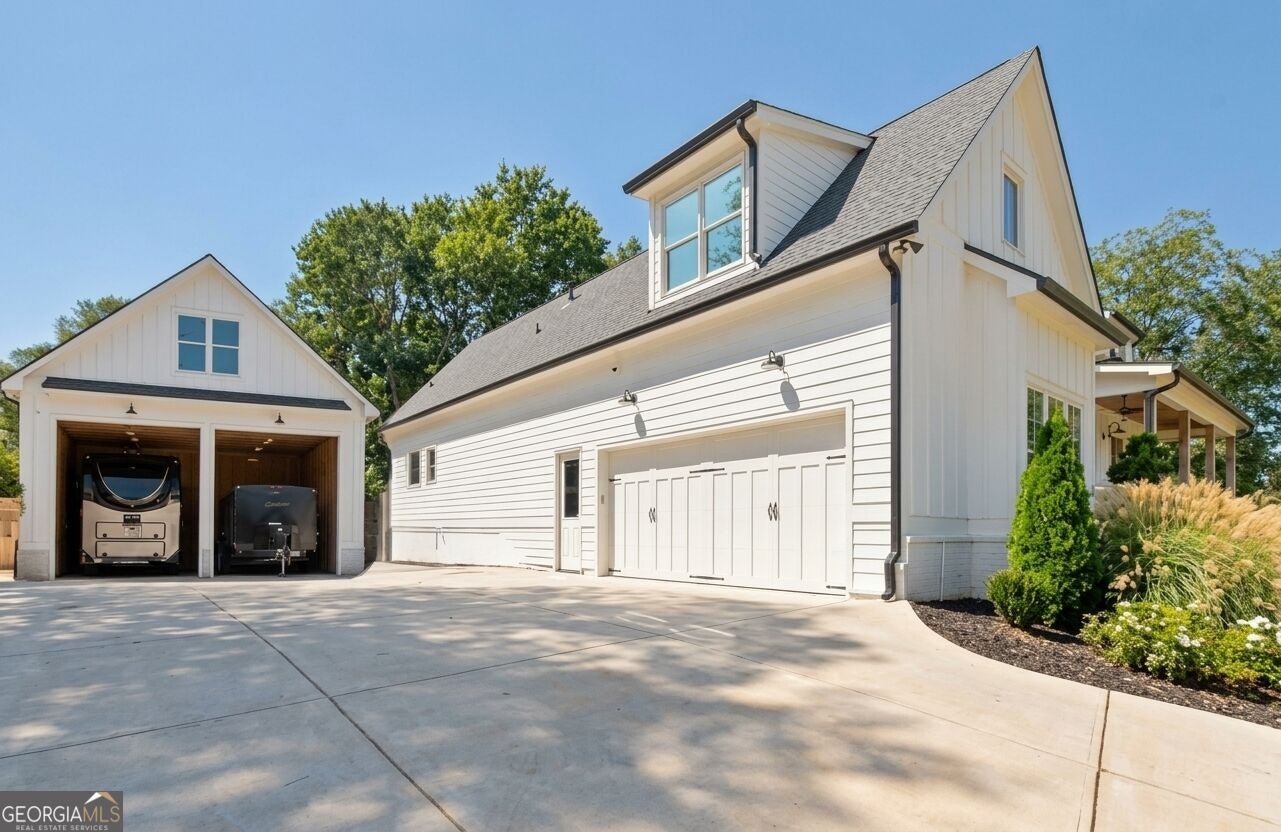 292 Arnold Mill RD