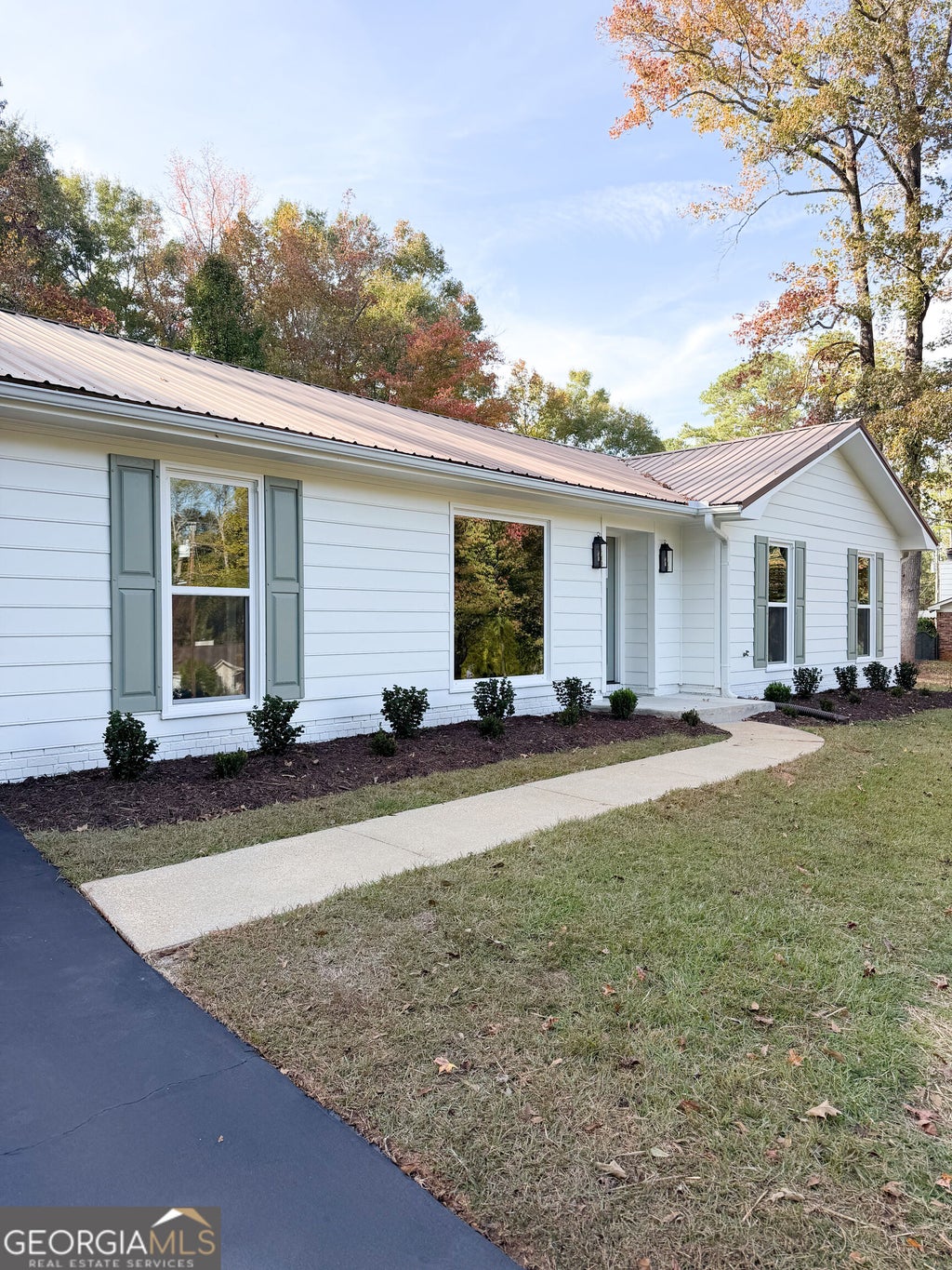 Photo of 127 Hazel Way, Lagrange, GA 30241 (MLS # 10882351)