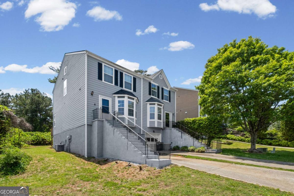 138 Bridge View DR