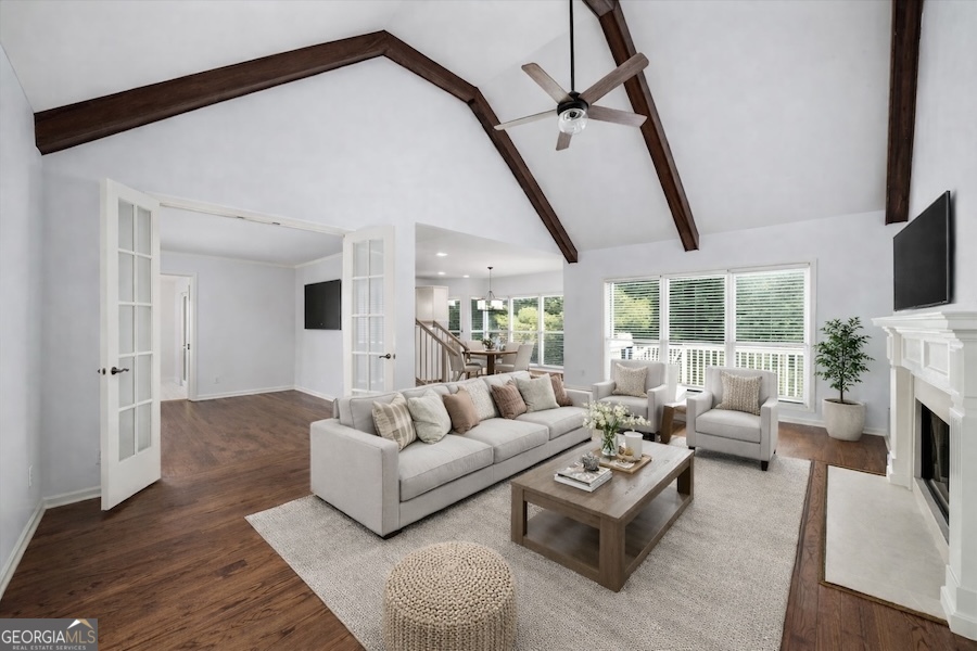 520 Waterside CT