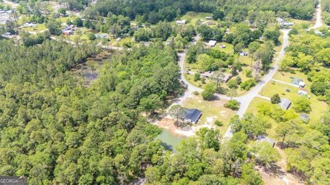 A home in Baxley