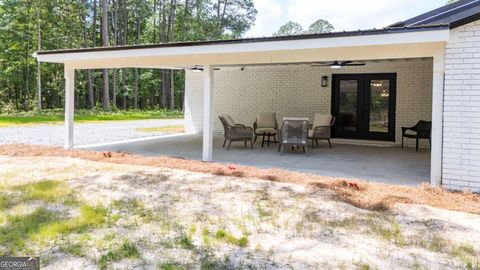 A home in Baxley