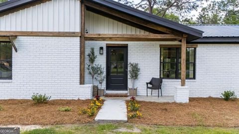 A home in Baxley