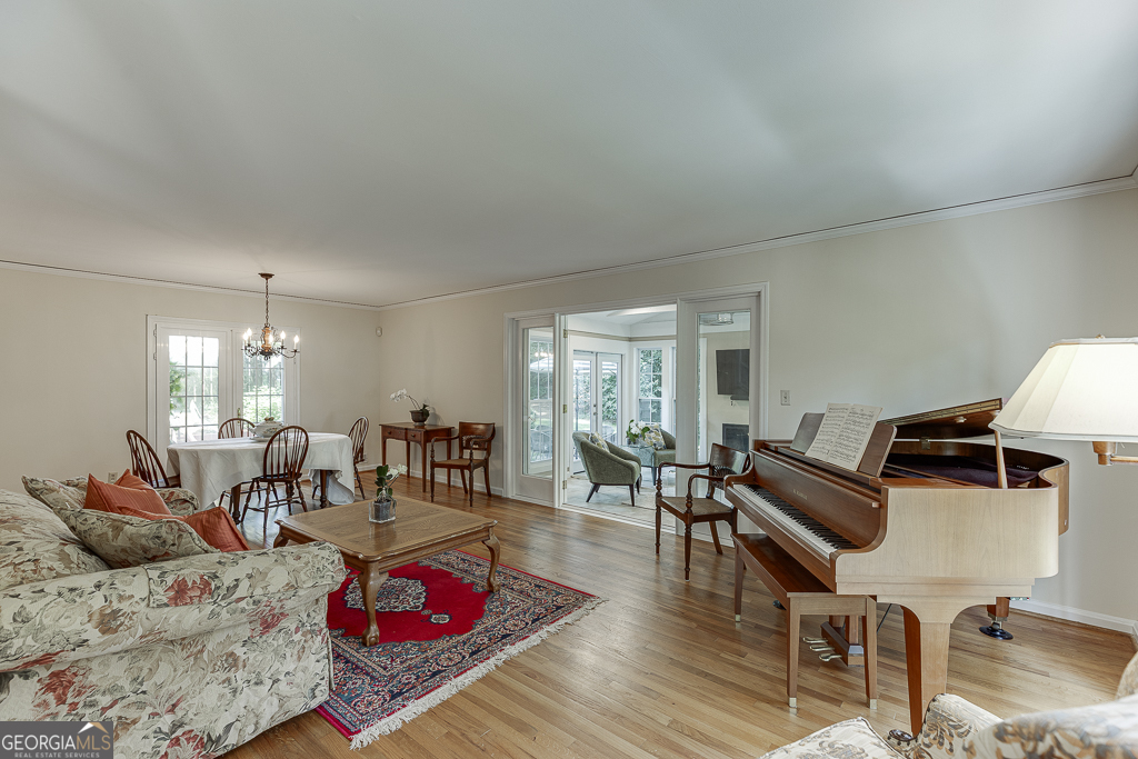 3219 Parkridge CRES