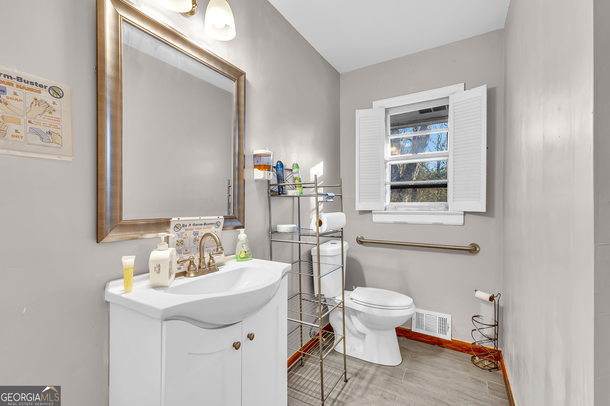 Riverdale, Georgia 30296, United States, ,Residential,Pending,19039