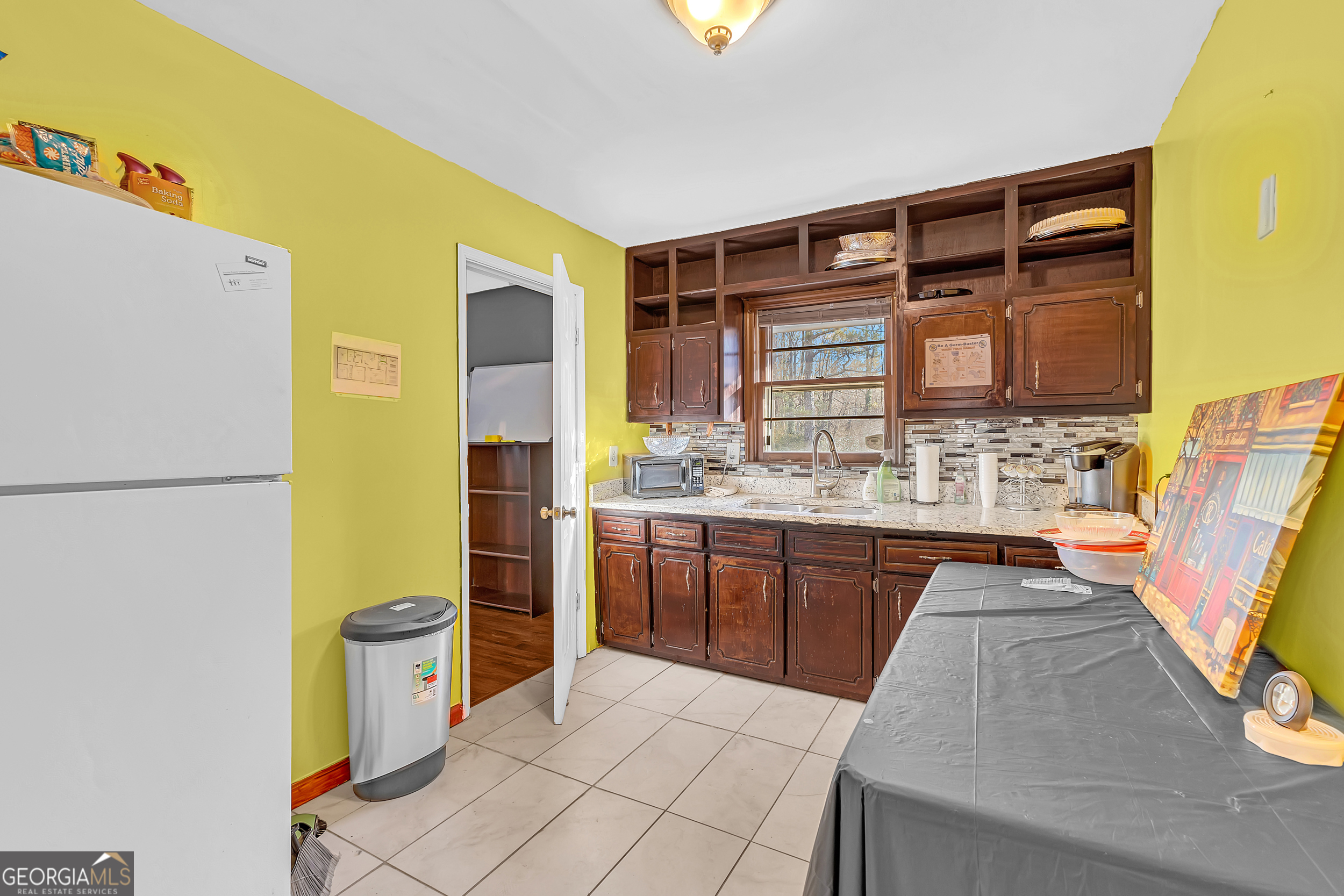 Riverdale, Georgia 30296, United States, ,Residential,Pending,19039