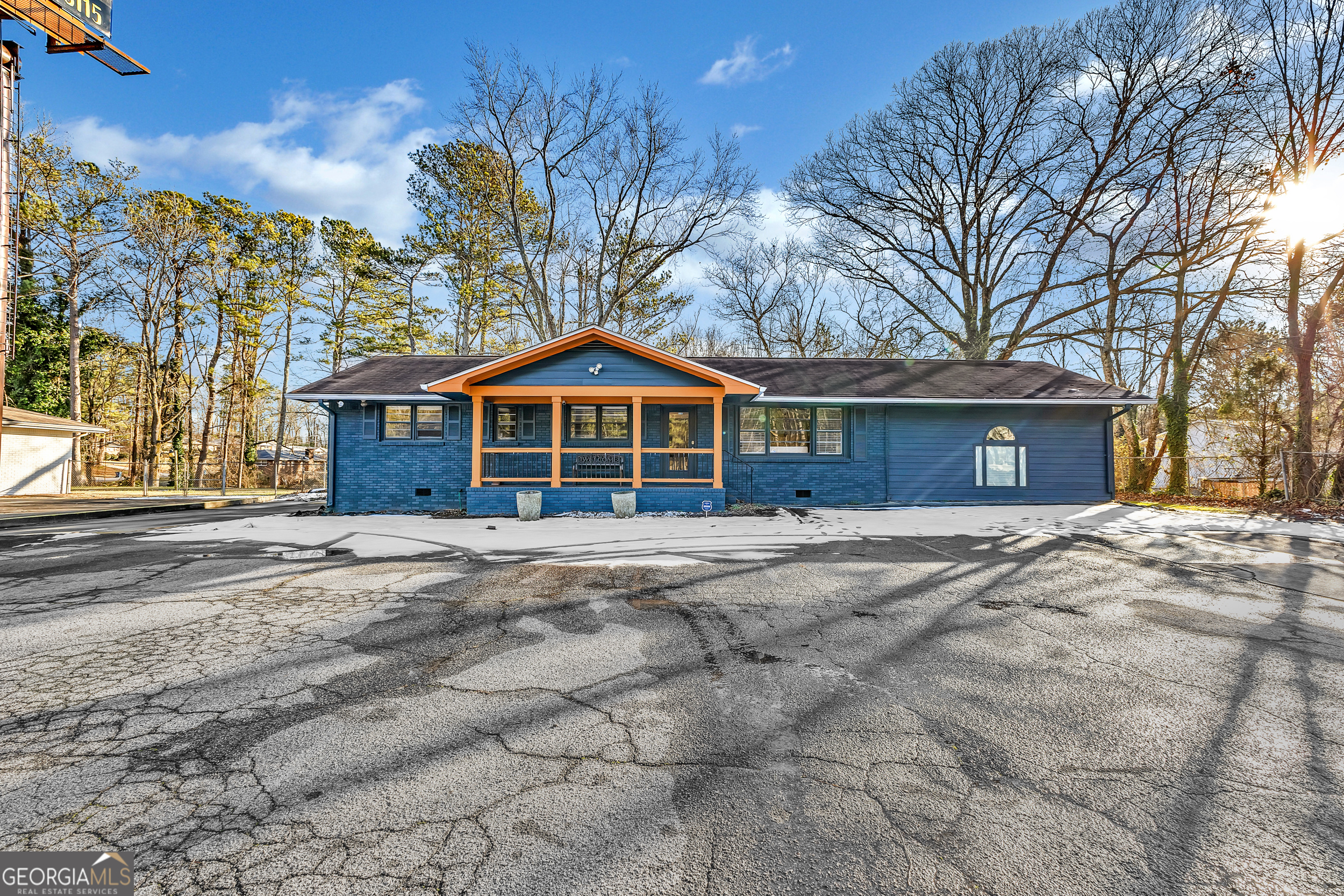 Riverdale, Georgia 30296, United States, ,Residential,Pending,19039