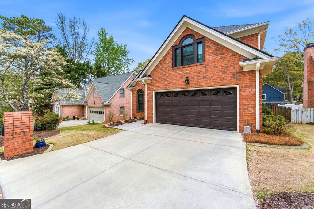 Photo of 2809 Livsey Woods Drive, Tucker, GA 30084 (MLS # 10719056)