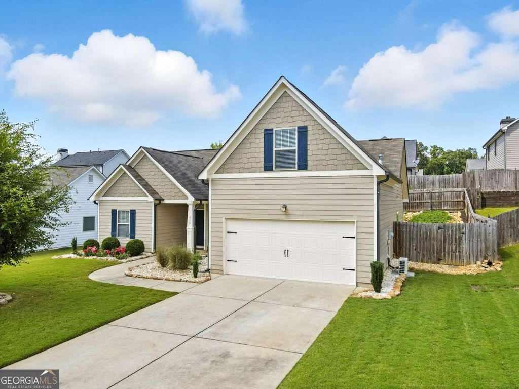 Photo of 119 Kestrel Court E, Dawsonville, GA 30534 (MLS # 10766965)