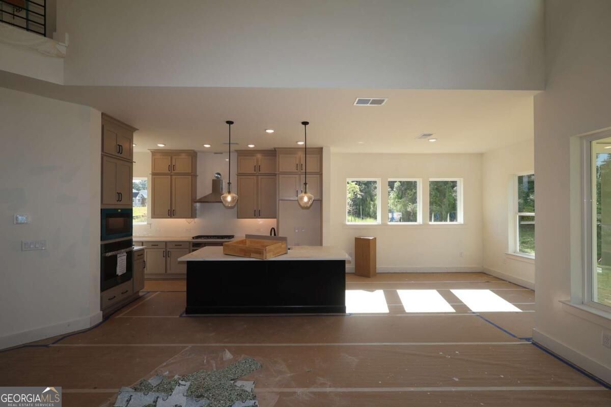 4585 Beechnut CIR