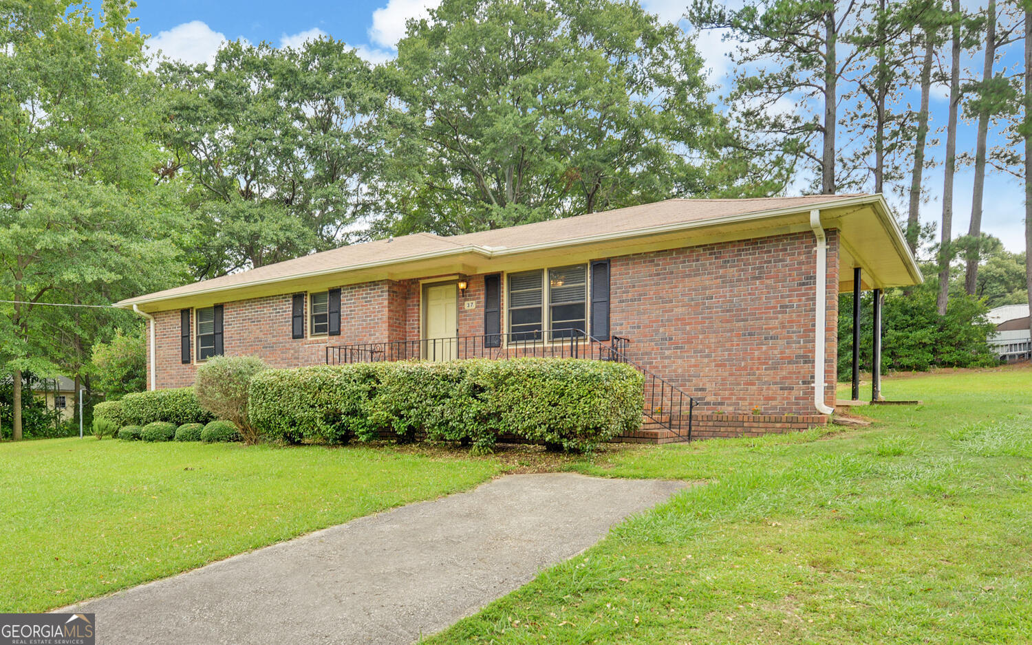 37 Cunningham DR