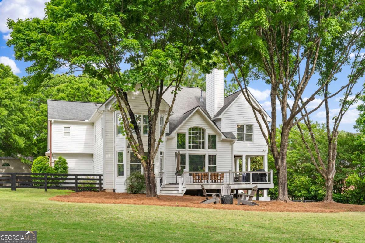 210 Hamilton WAY