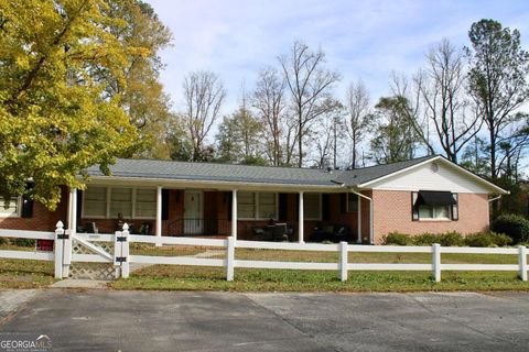 A home in Warrenton