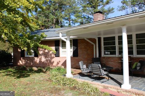 A home in Warrenton