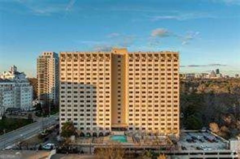 Photo of 2479 Peachtree Road NE #1714, Atlanta, GA 30305 (MLS # 10542260)