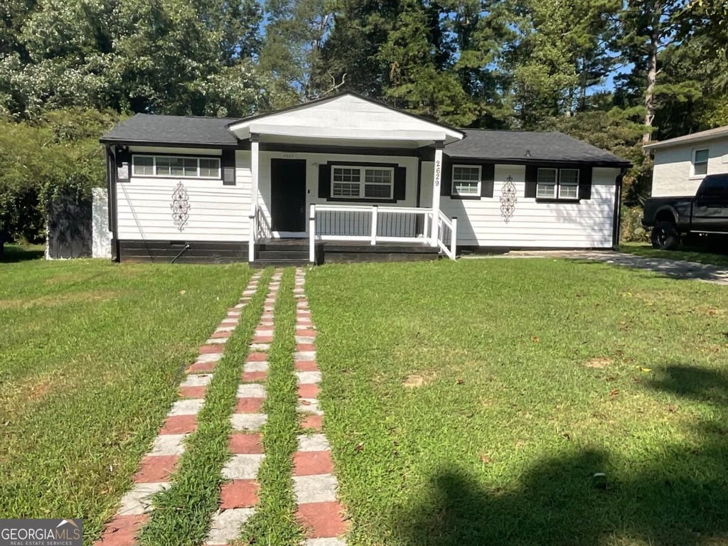 Photo of 2629 Rex Avenue SW, Atlanta, GA 30331 (MLS # 10842171)
