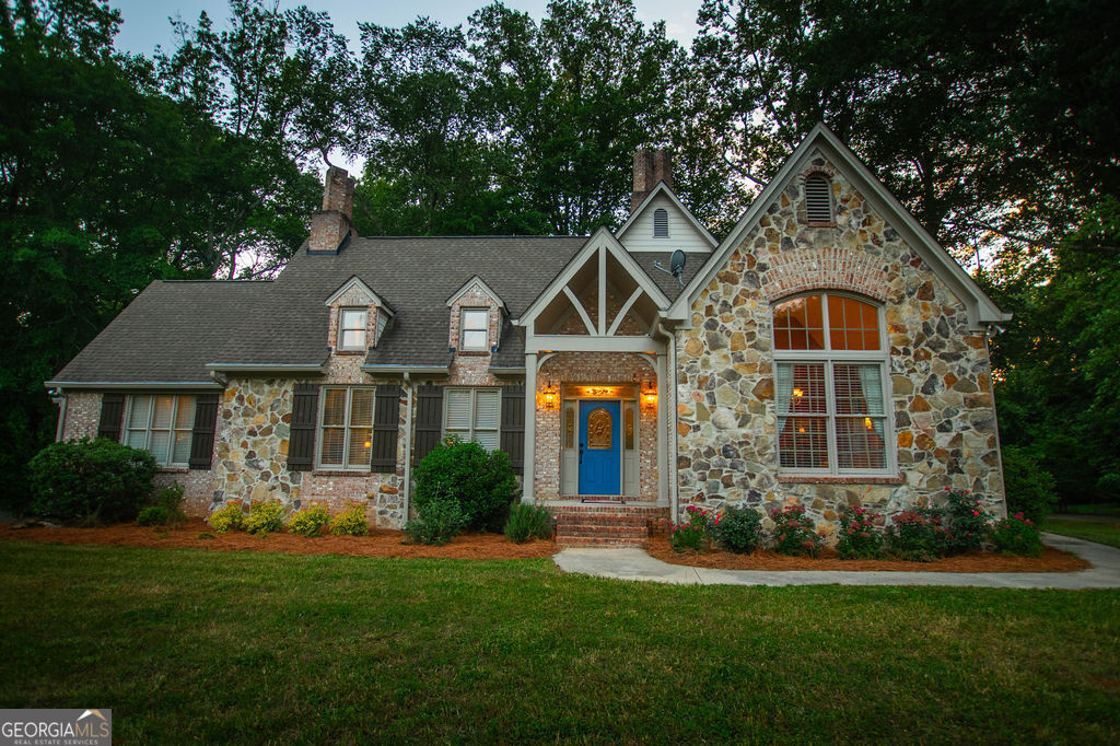1145 Thurston Snow RD
