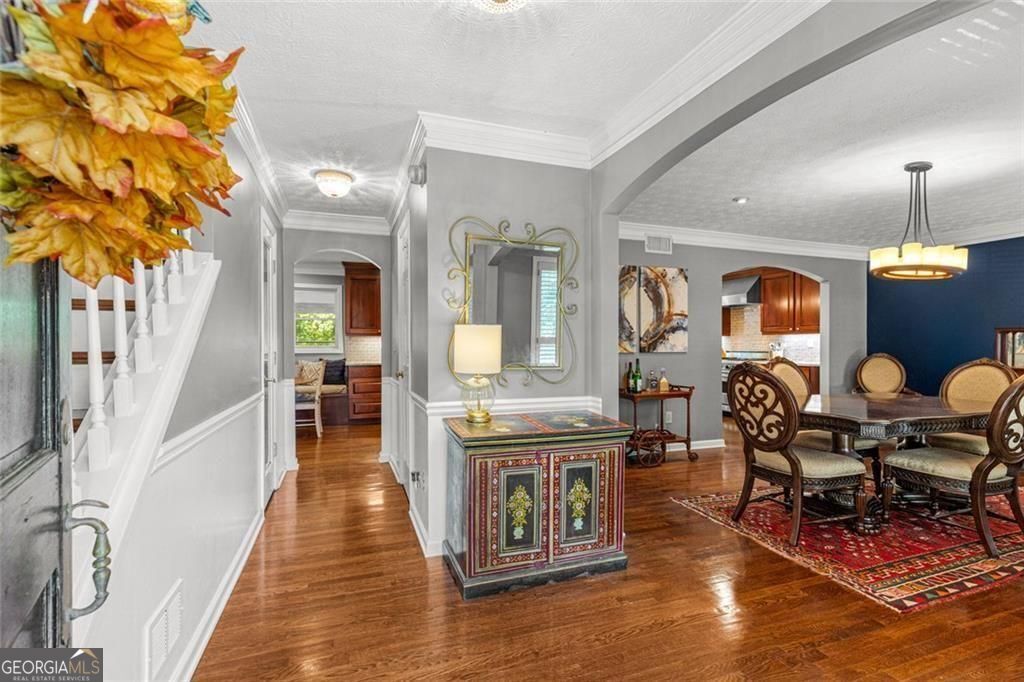 4268 Millhouse LN NW