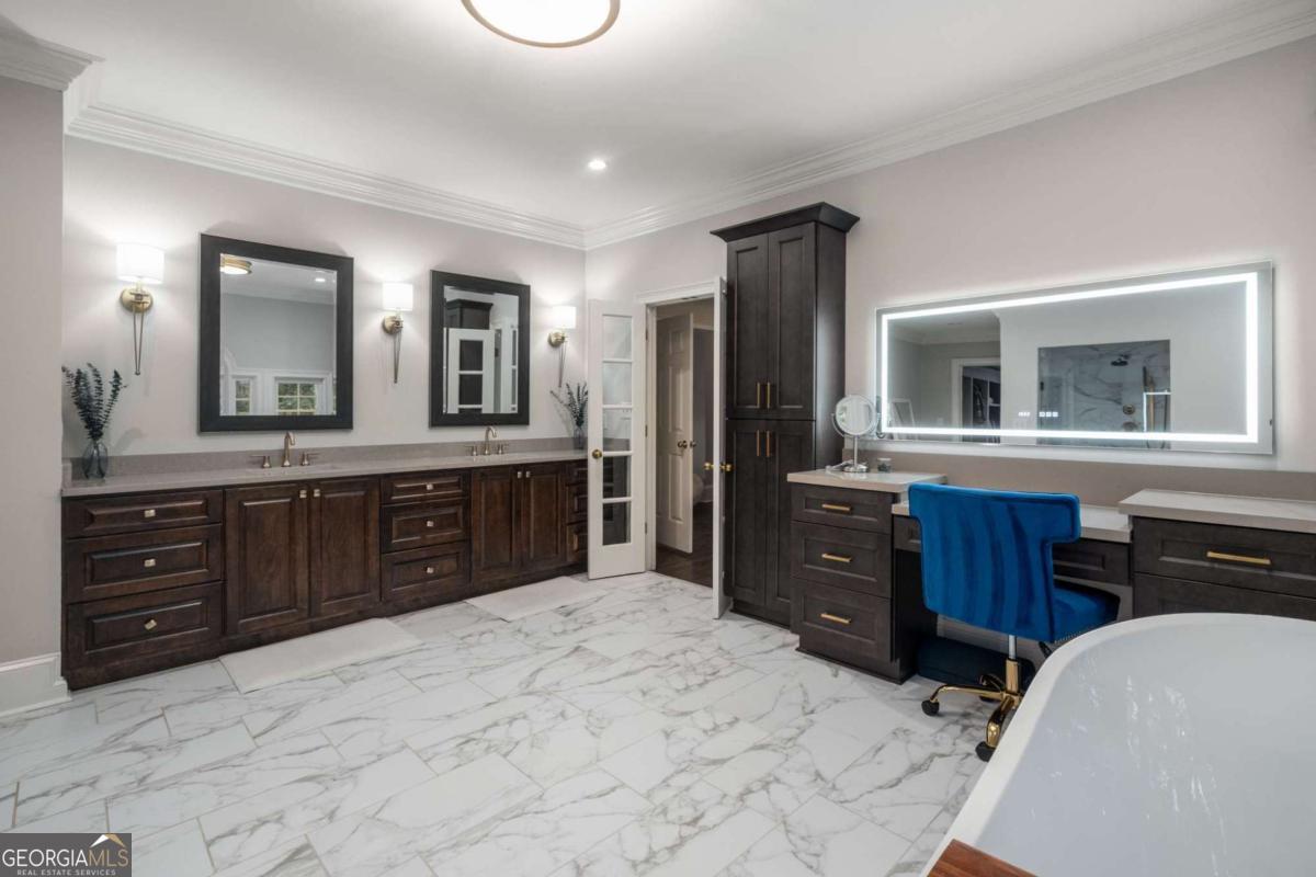 Atlanta Country Club - Residential