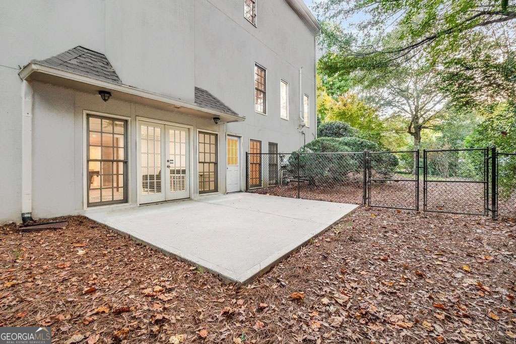 Atlanta Country Club - Residential