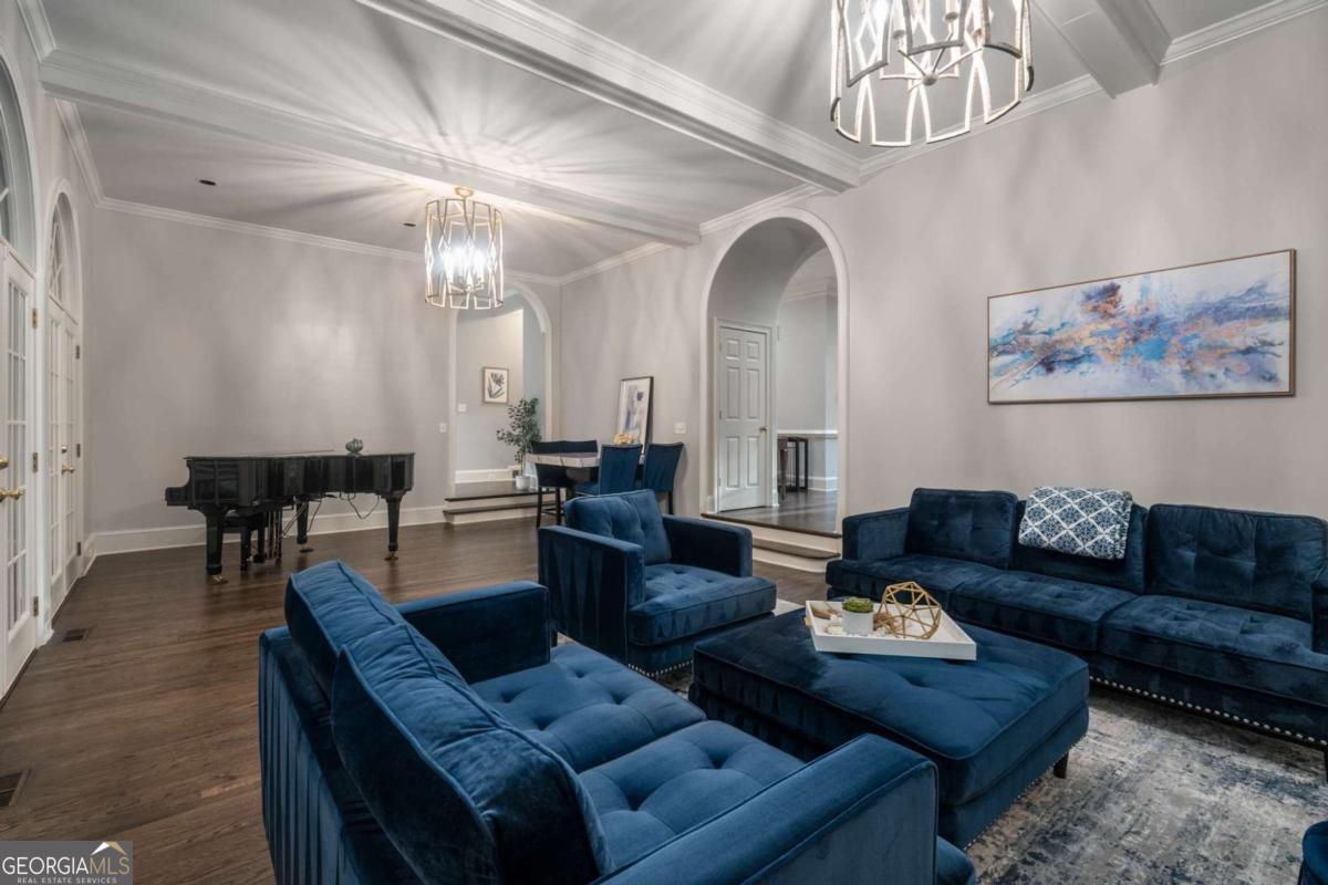 Atlanta Country Club - Residential