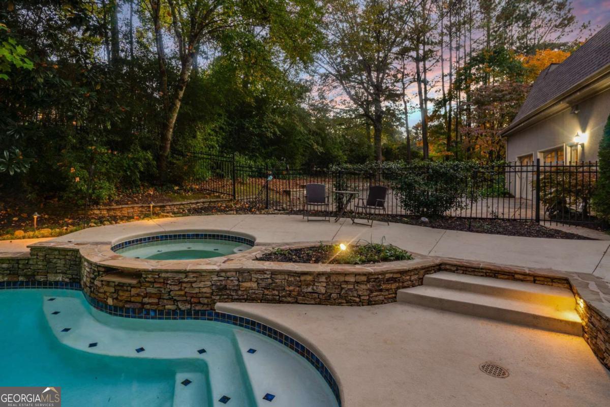 Atlanta Country Club - Residential