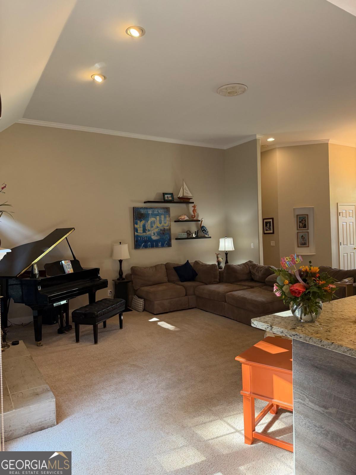 2652 Mayfield DR
