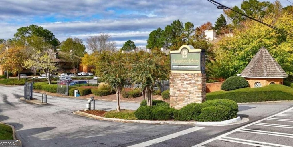 Photo of 1907 BARROW Way, Duluth, GA 30096 (MLS # 10839883)