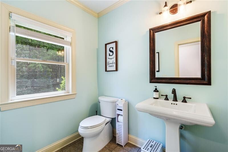 Brookview Manor - Residential