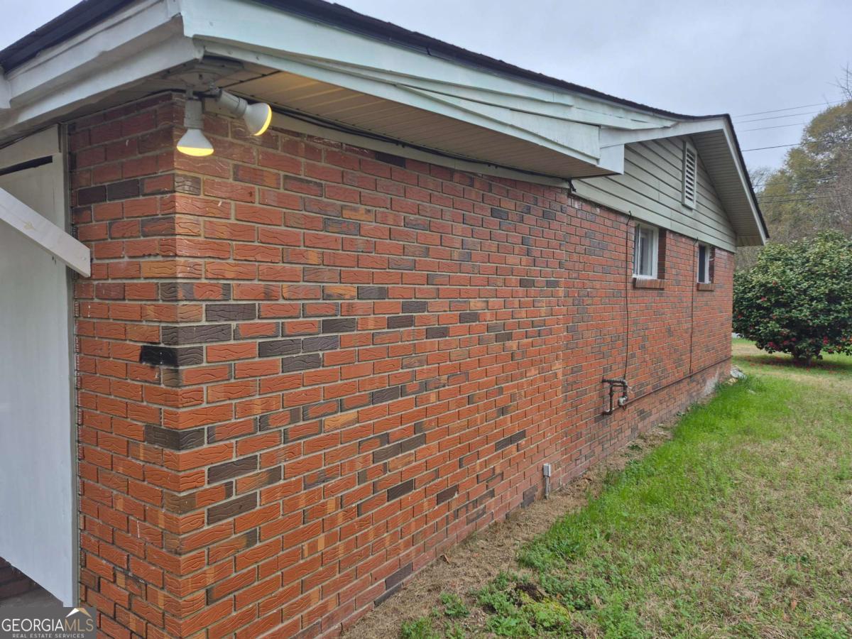 1432 Hagan DR