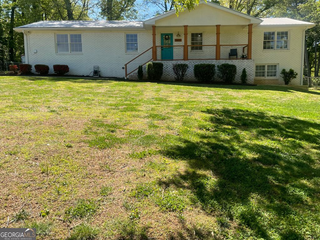 Photo of 1611 Carlton Avenue, Stone Mountain, GA 30087 (MLS # 10740968)