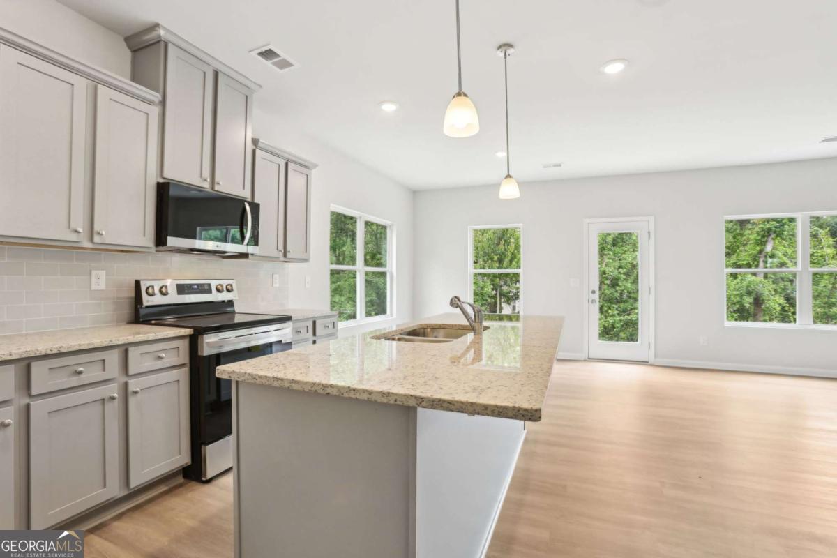 133 Cedar Wood TRCE