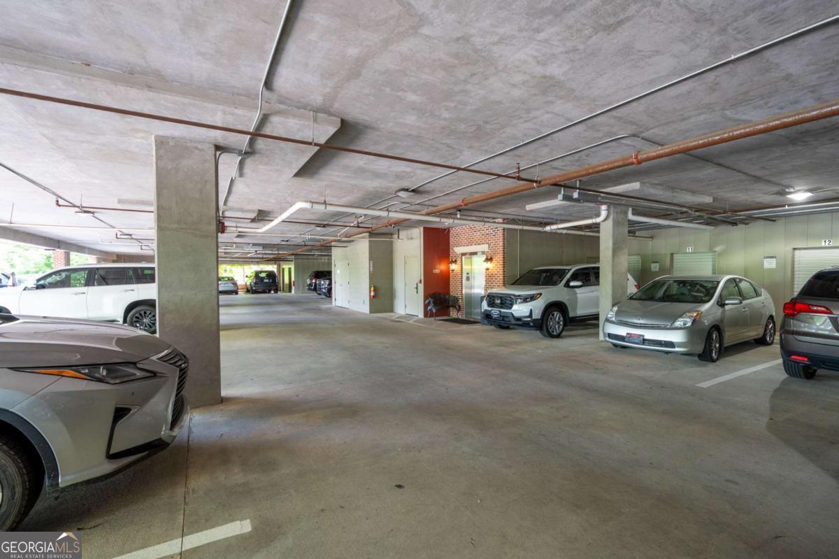Washington Avenue Commons - Residential