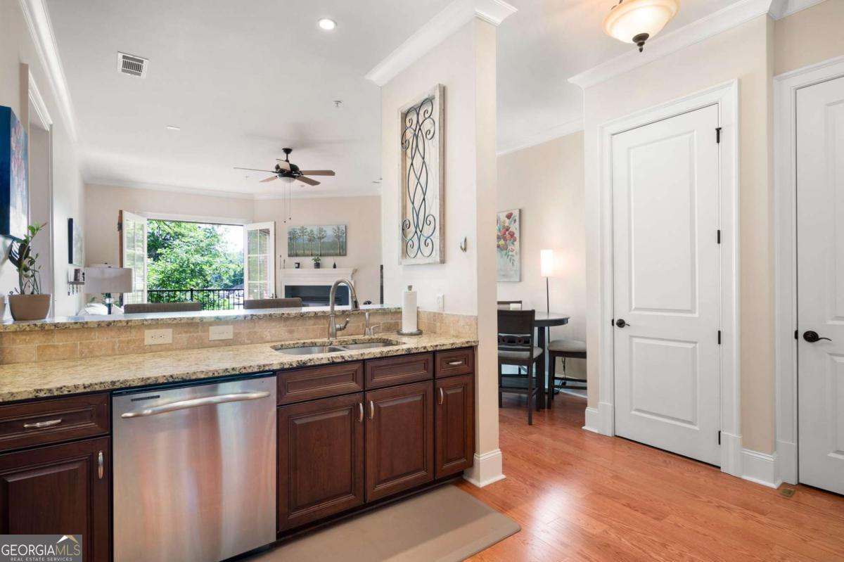 Washington Avenue Commons - Residential