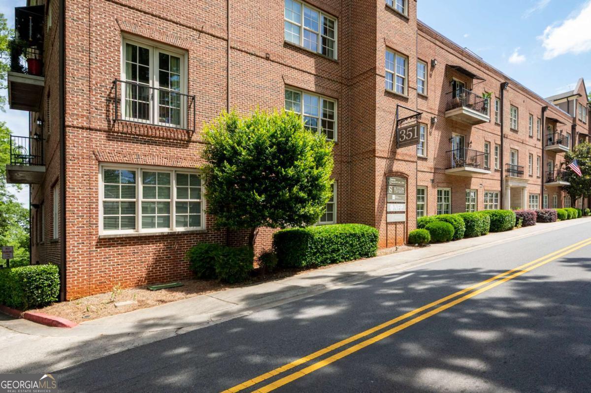 Washington Avenue Commons - Residential