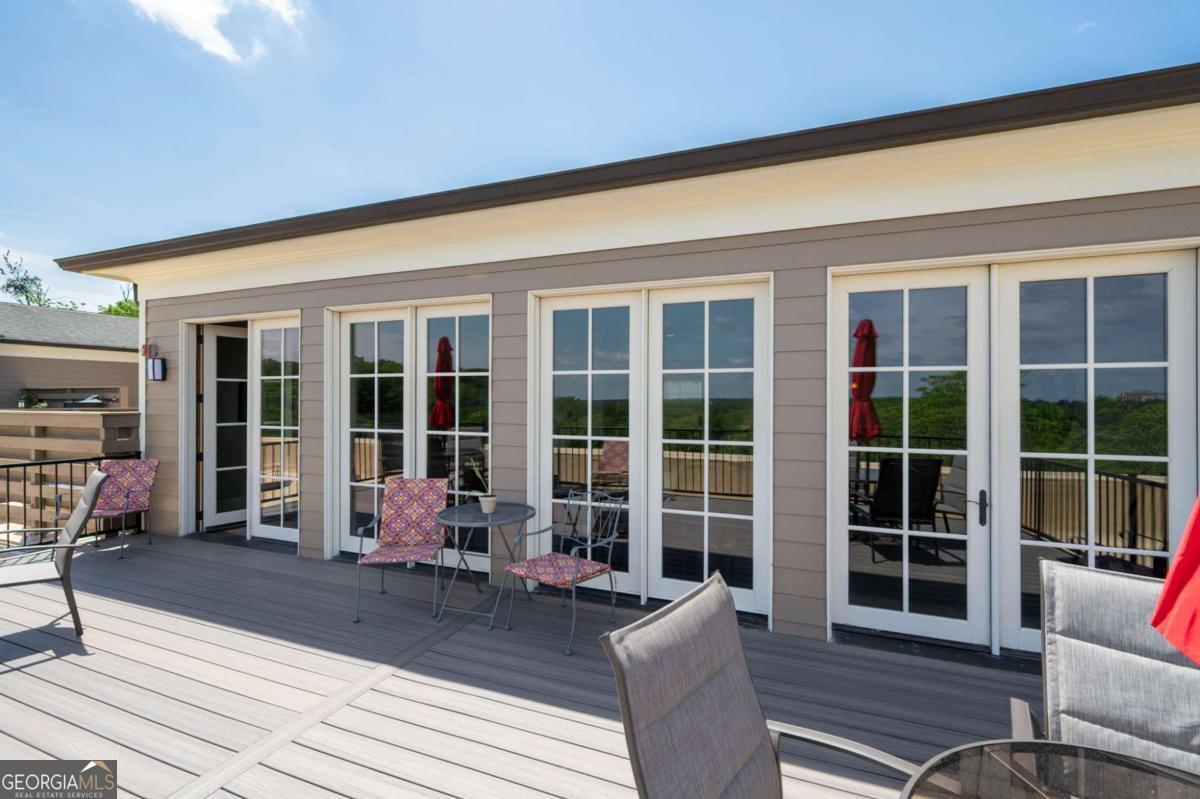 Washington Avenue Commons - Residential