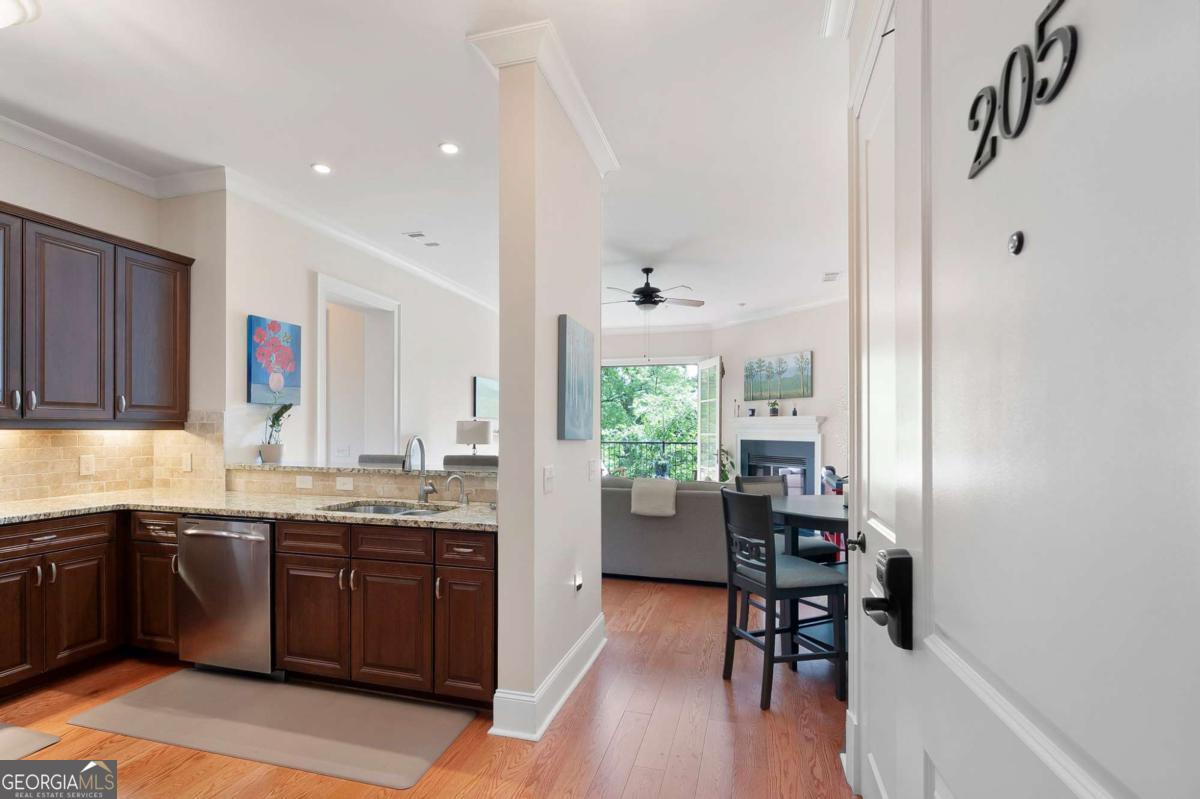 Washington Avenue Commons - Residential