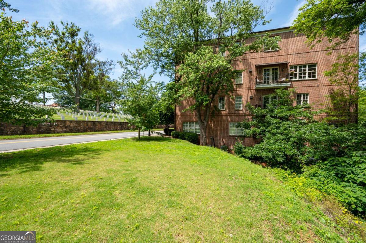 Washington Avenue Commons - Residential