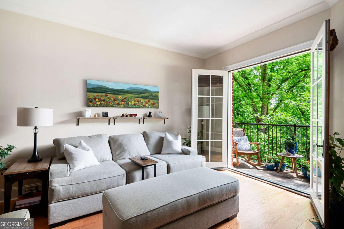 Washington Avenue Commons - Residential