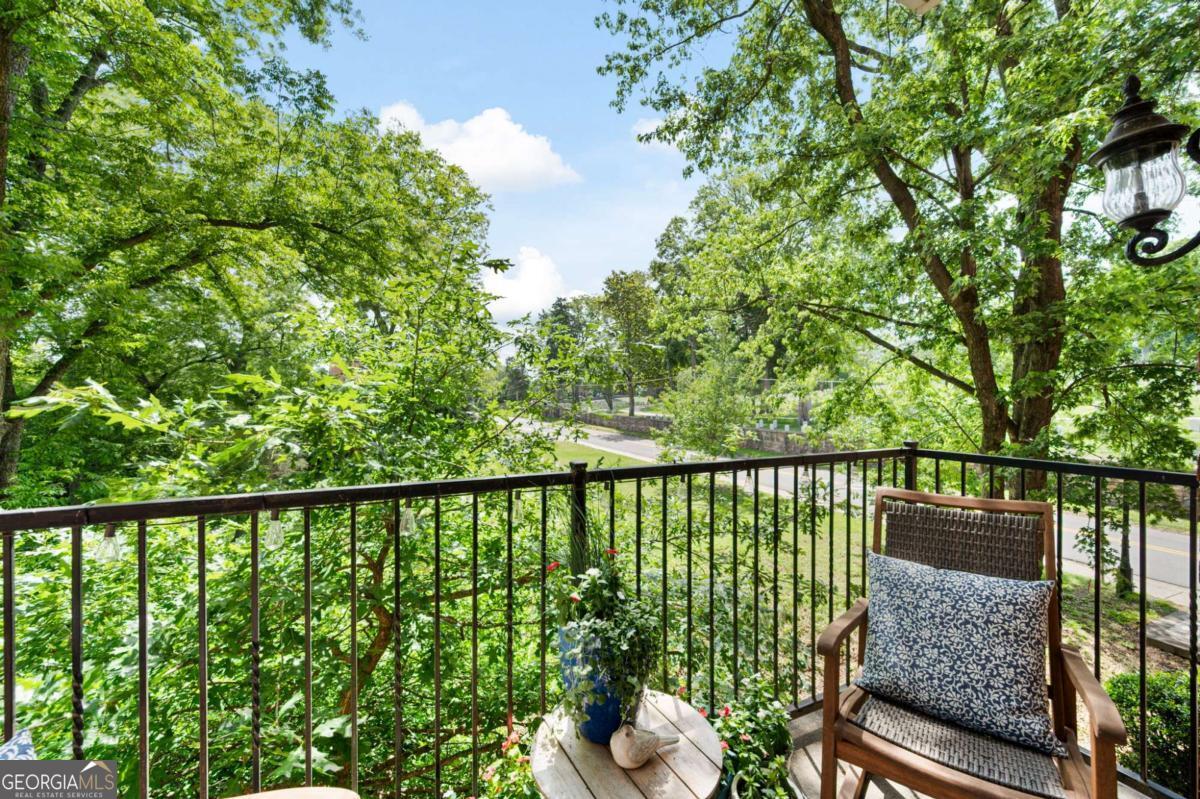 Washington Avenue Commons - Residential