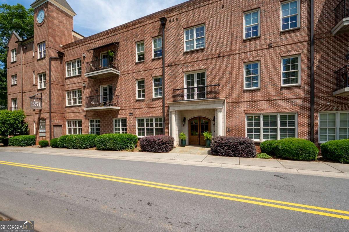 Washington Avenue Commons - Residential
