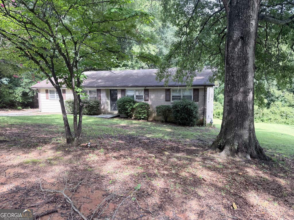 Photo of 2195 Rockdale Drive NW, Conyers, GA 30012 (MLS # 10819881)