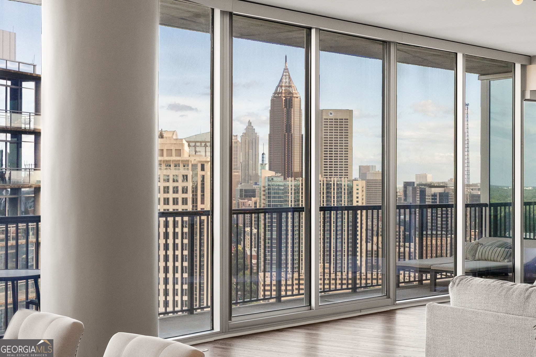 1080 Peachtree ST NE 3105