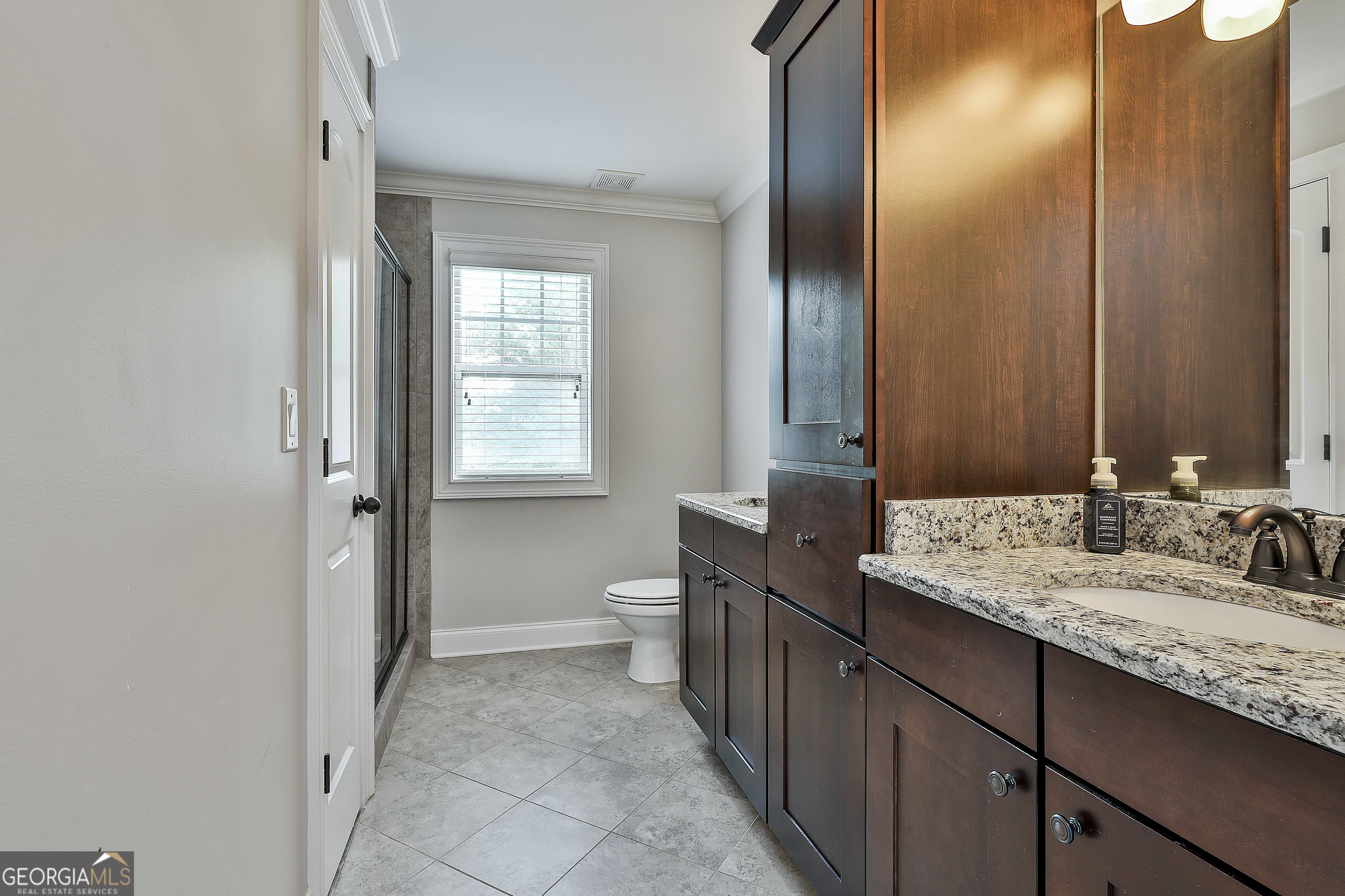 Sharpsburg, Georgia 30277, United States, 5 Bedrooms Bedrooms, ,5 BathroomsBathrooms,Residential,Active,138446