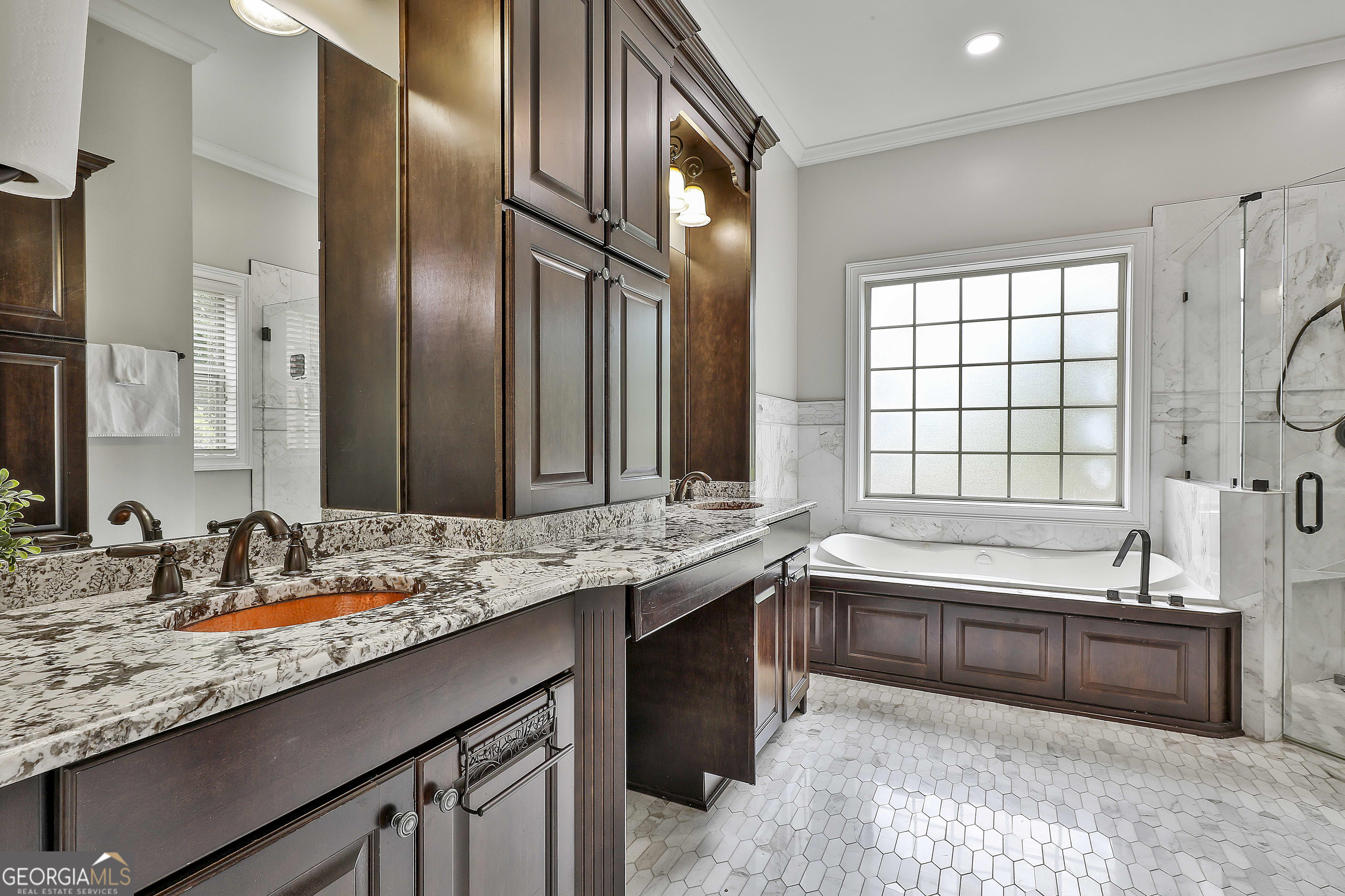 Sharpsburg, Georgia 30277, United States, 5 Bedrooms Bedrooms, ,5 BathroomsBathrooms,Residential,Active,138446